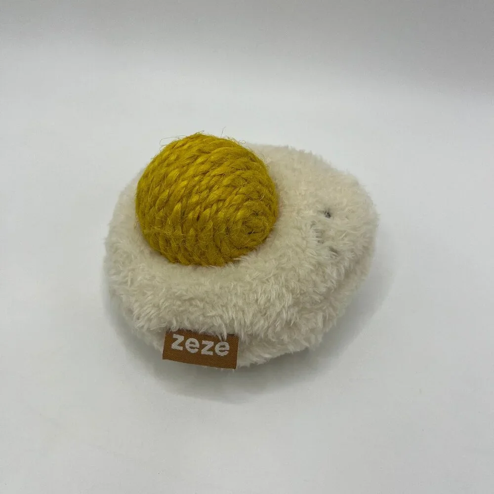 Zeze Boiled Egg Catnip Sisal Ball Cat Toy